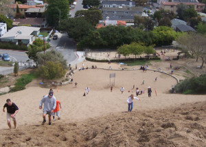 sand dune park manhattanbeach 4 1 300x215 - LA Guide to Outdoor Workouts